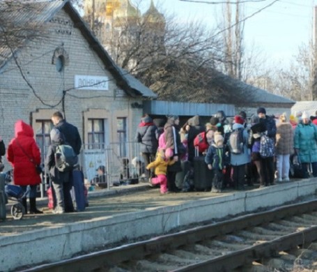 В Севастополь прибыли первые 248 эвакуированных из Донбасса