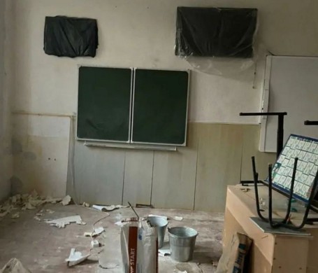 За неделю до 1 сентября школа в Севастополе стоит в разрухе