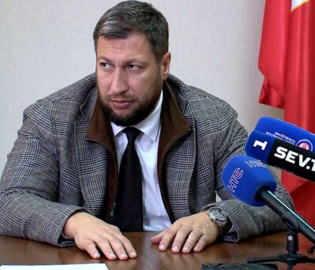 Задержанный за коррупцию в севастопольской медицине чиновник становится еще богаче