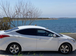 HyundaiElantra,  2012