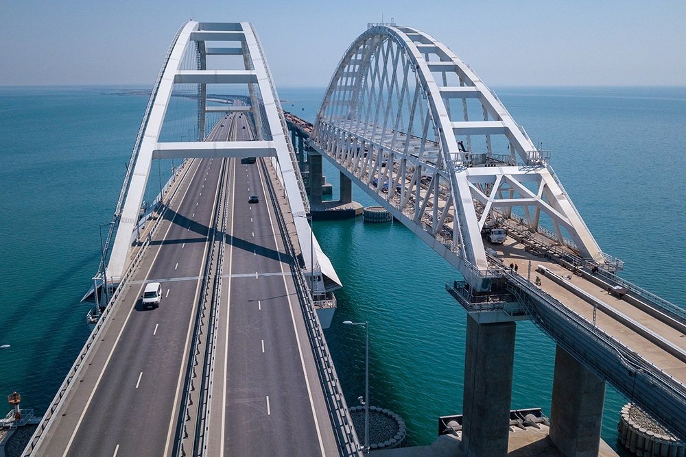 Пожарные перекроют Крымский мост