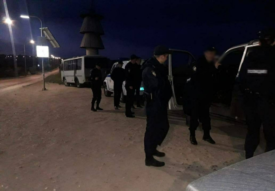 Севастопольская полиция провела ночной рейд на пляже «Баунти»