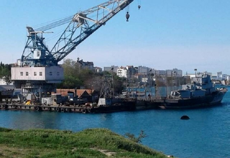 Бессовестный распил кораблей в Севастополе остановит только командующий ЧФ?